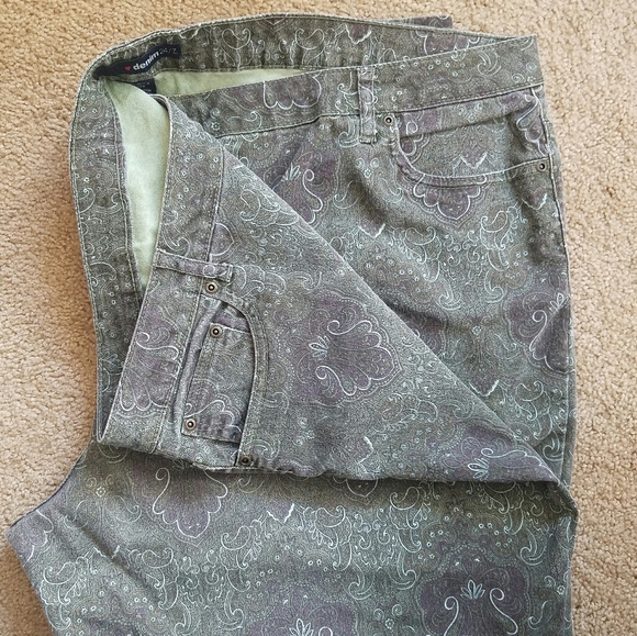 denim 24/7 Jeans - Picture 4 of 5